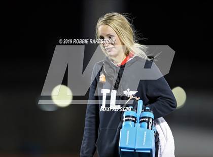 Thumbnail 2 in Lee @ Mesquite photogallery.
