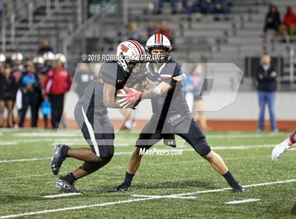 Thumbnail 3 in Lee @ Mesquite photogallery.