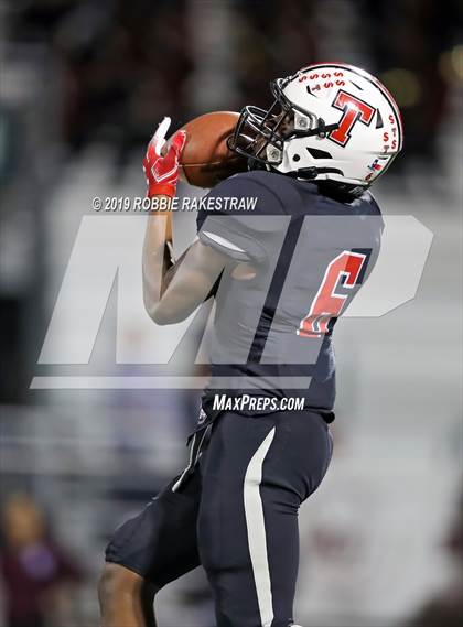 Thumbnail 3 in Lee @ Mesquite photogallery.