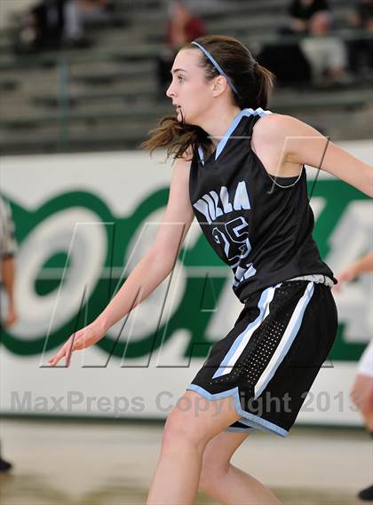 Thumbnail 2 in Villa Park vs Irvine (Costa Mesa Winter Classic) photogallery.