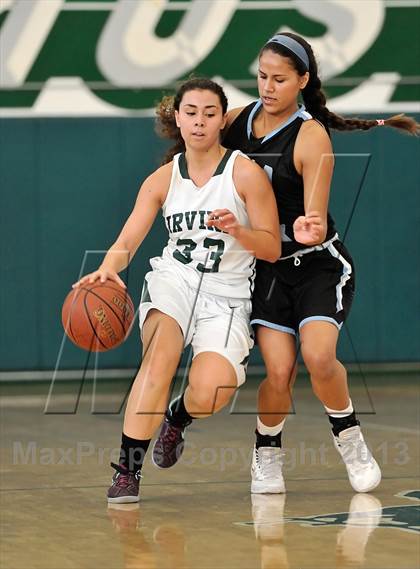 Thumbnail 1 in Villa Park vs Irvine (Costa Mesa Winter Classic) photogallery.