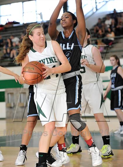Thumbnail 2 in Villa Park vs Irvine (Costa Mesa Winter Classic) photogallery.