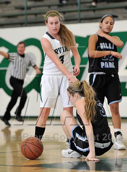 Thumbnail 1 in Villa Park vs Irvine (Costa Mesa Winter Classic) photogallery.