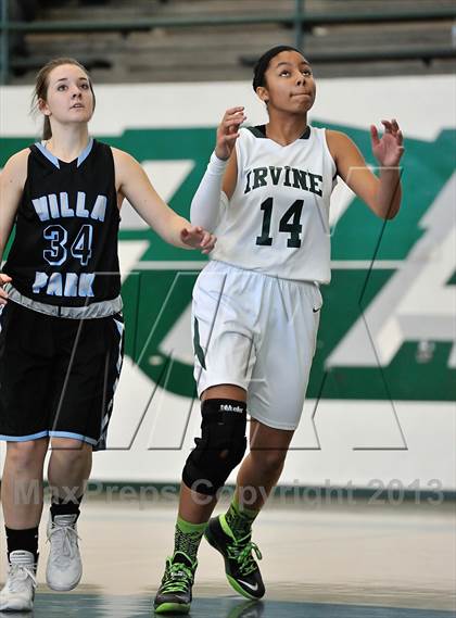 Thumbnail 2 in Villa Park vs Irvine (Costa Mesa Winter Classic) photogallery.