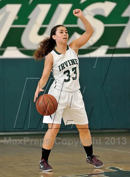 Thumbnail 2 in Villa Park vs Irvine (Costa Mesa Winter Classic) photogallery.