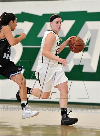 Thumbnail 1 in Villa Park vs Irvine (Costa Mesa Winter Classic) photogallery.