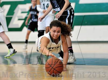 Thumbnail 1 in Villa Park vs Irvine (Costa Mesa Winter Classic) photogallery.
