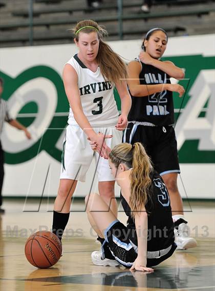 Thumbnail 3 in Villa Park vs Irvine (Costa Mesa Winter Classic) photogallery.