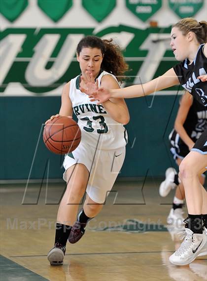 Thumbnail 2 in Villa Park vs Irvine (Costa Mesa Winter Classic) photogallery.