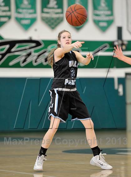 Thumbnail 3 in Villa Park vs Irvine (Costa Mesa Winter Classic) photogallery.