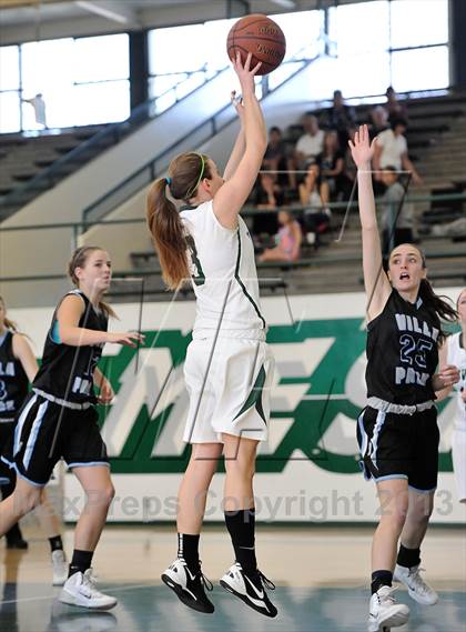Thumbnail 2 in Villa Park vs Irvine (Costa Mesa Winter Classic) photogallery.