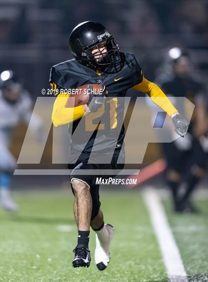 Thumbnail 3 in Rio Linda vs. San Gorgonio (CIF State D5-AA Final) photogallery.