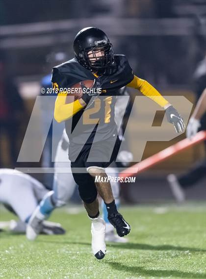 Thumbnail 1 in Rio Linda vs. San Gorgonio (CIF State D5-AA Final) photogallery.