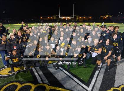 Thumbnail 3 in Rio Linda vs. San Gorgonio (CIF State D5-AA Final) photogallery.