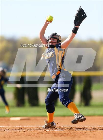 Thumbnail 1 in Spencerport @ Churchville-Chili photogallery.