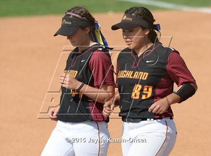 Thumbnail 1 in Torrance vs. Highland (CIF SS D4 Final) photogallery.