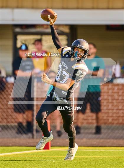 Thumbnail 1 in Milby vs Galena Park (B Team) photogallery.