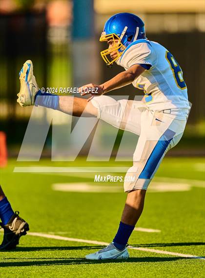 Thumbnail 2 in Milby vs Galena Park (B Team) photogallery.