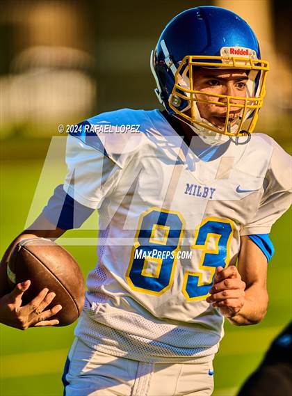 Thumbnail 1 in Milby vs Galena Park (B Team) photogallery.