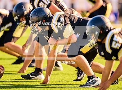 Thumbnail 2 in Milby vs Galena Park (B Team) photogallery.