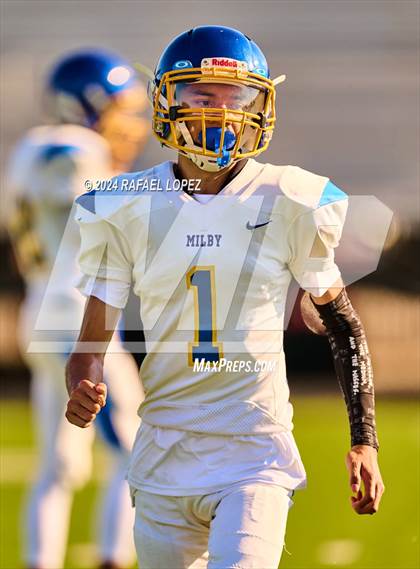 Thumbnail 2 in Milby vs Galena Park (B Team) photogallery.