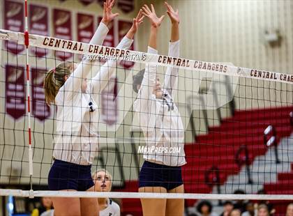 Thumbnail 2 in Keller @ Keller Central photogallery.
