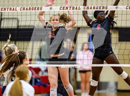 Thumbnail 2 in Keller @ Keller Central photogallery.