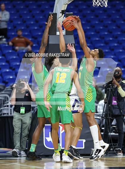 Thumbnail 1 in City View vs. Madison (UIL 3A State Semifinal) photogallery.