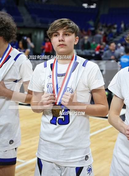 Thumbnail 2 in City View vs. Madison (UIL 3A State Semifinal) photogallery.