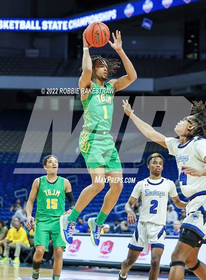 Thumbnail 3 in City View vs. Madison (UIL 3A State Semifinal) photogallery.
