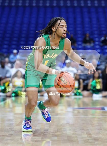 Thumbnail 1 in City View vs. Madison (UIL 3A State Semifinal) photogallery.
