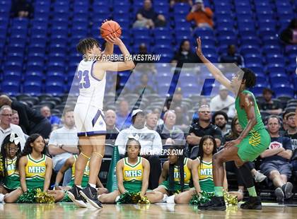 Thumbnail 2 in City View vs. Madison (UIL 3A State Semifinal) photogallery.