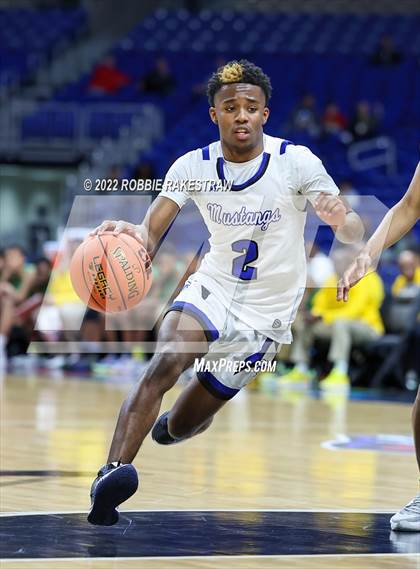 Thumbnail 2 in City View vs. Madison (UIL 3A State Semifinal) photogallery.