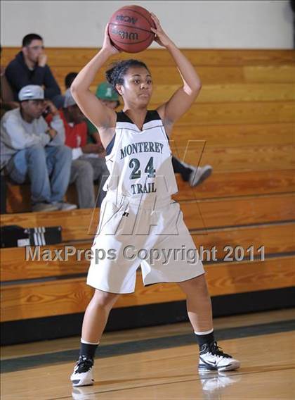 Thumbnail 1 in Cristo Rey @ Monterey Trail photogallery.