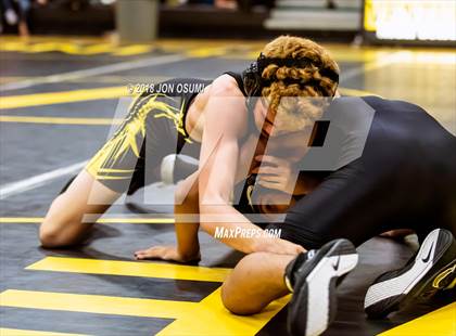 Thumbnail 1 in Rio Mesa @ Ventura photogallery.
