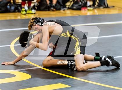 Thumbnail 2 in Rio Mesa @ Ventura photogallery.