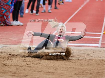 Thumbnail 1 in Plainville Invitational Track Meet photogallery.