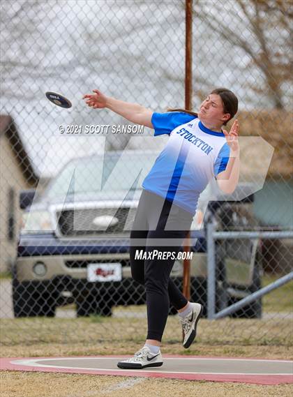 Thumbnail 2 in Plainville Invitational Track Meet photogallery.
