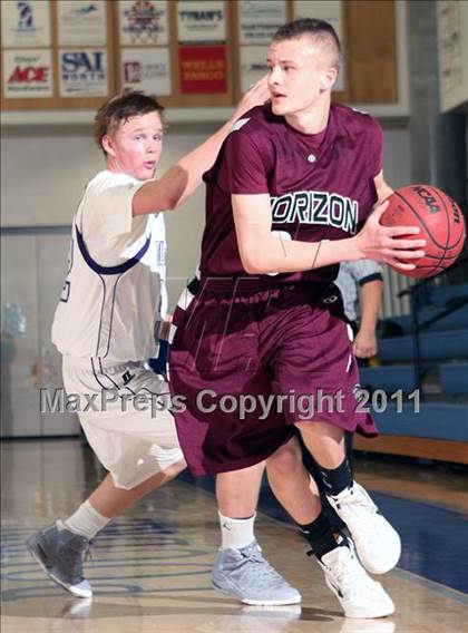 Thumbnail 1 in Horizon vs. Mountain View photogallery.