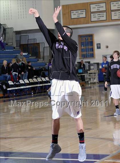 Thumbnail 1 in Horizon vs. Mountain View photogallery.