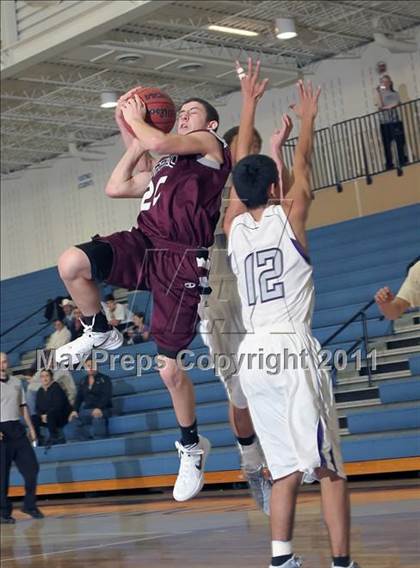 Thumbnail 3 in Horizon vs. Mountain View photogallery.