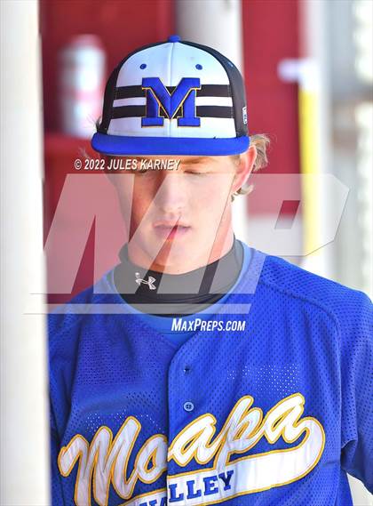 Thumbnail 2 in Moapa Valley vs. Rancho (Blazer Bash Tournament) photogallery.