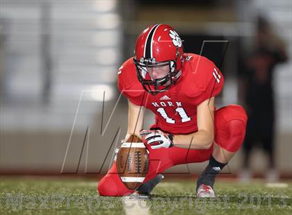Thumbnail 3 in Lee @ Horn photogallery.