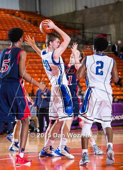 Thumbnail 2 in Nolan Catholic vs. Fort Worth Country Day (DFW Basketball Challenge) photogallery.