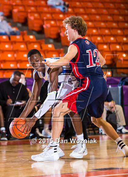 Thumbnail 3 in Nolan Catholic vs. Fort Worth Country Day (DFW Basketball Challenge) photogallery.