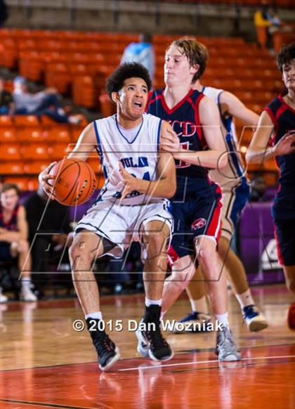 Thumbnail 1 in Nolan Catholic vs. Fort Worth Country Day (DFW Basketball Challenge) photogallery.