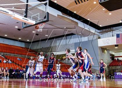 Thumbnail 1 in Nolan Catholic vs. Fort Worth Country Day (DFW Basketball Challenge) photogallery.
