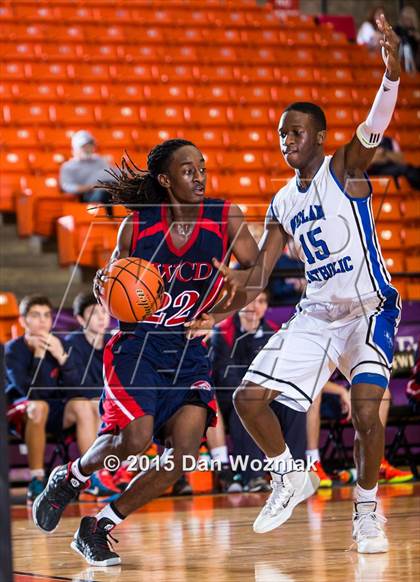 Thumbnail 3 in Nolan Catholic vs. Fort Worth Country Day (DFW Basketball Challenge) photogallery.