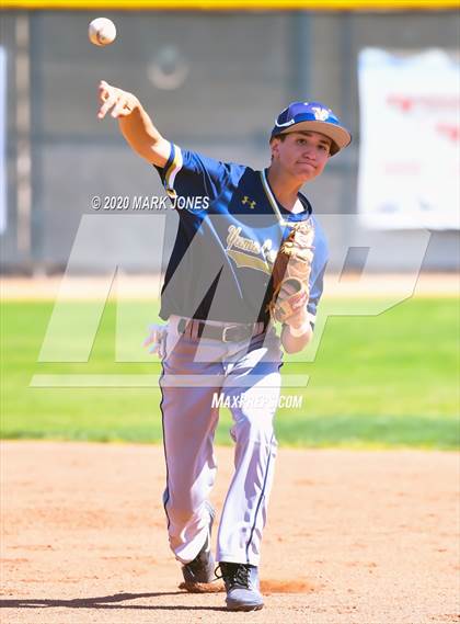 Thumbnail 2 in Yuma Catholic @ Blue Ridge photogallery.