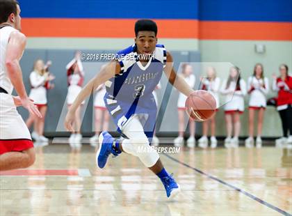 Thumbnail 3 in Muenster vs. Clarksville (UIL 2A Regional Semifinal) photogallery.